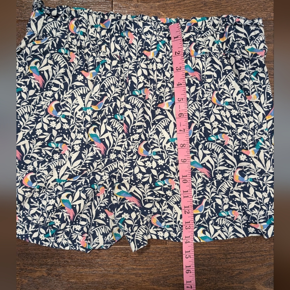 LOFT Tropical Shorts Loose Fit and Flowy - Picture 7 of 7
